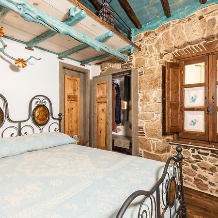Apartamento Sa Dommu De Su Maistru 'e Linna_sa Mola_ Baunei